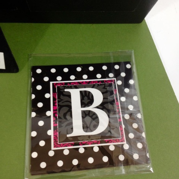MONOGRAMMED PHOTO FRAME PINK BLACK NEW! - Picture 3 of 6
